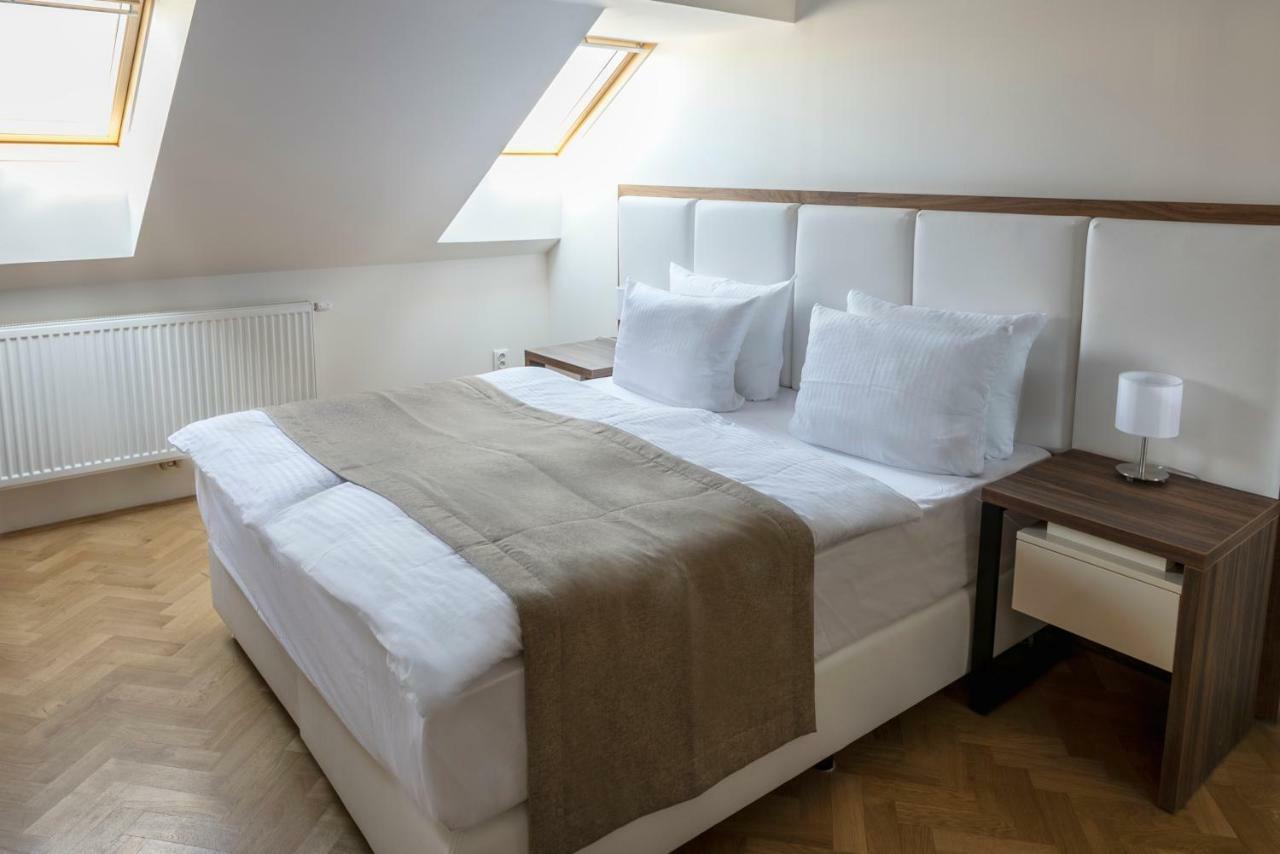Letna Garden Suites プラハ エクステリア 写真